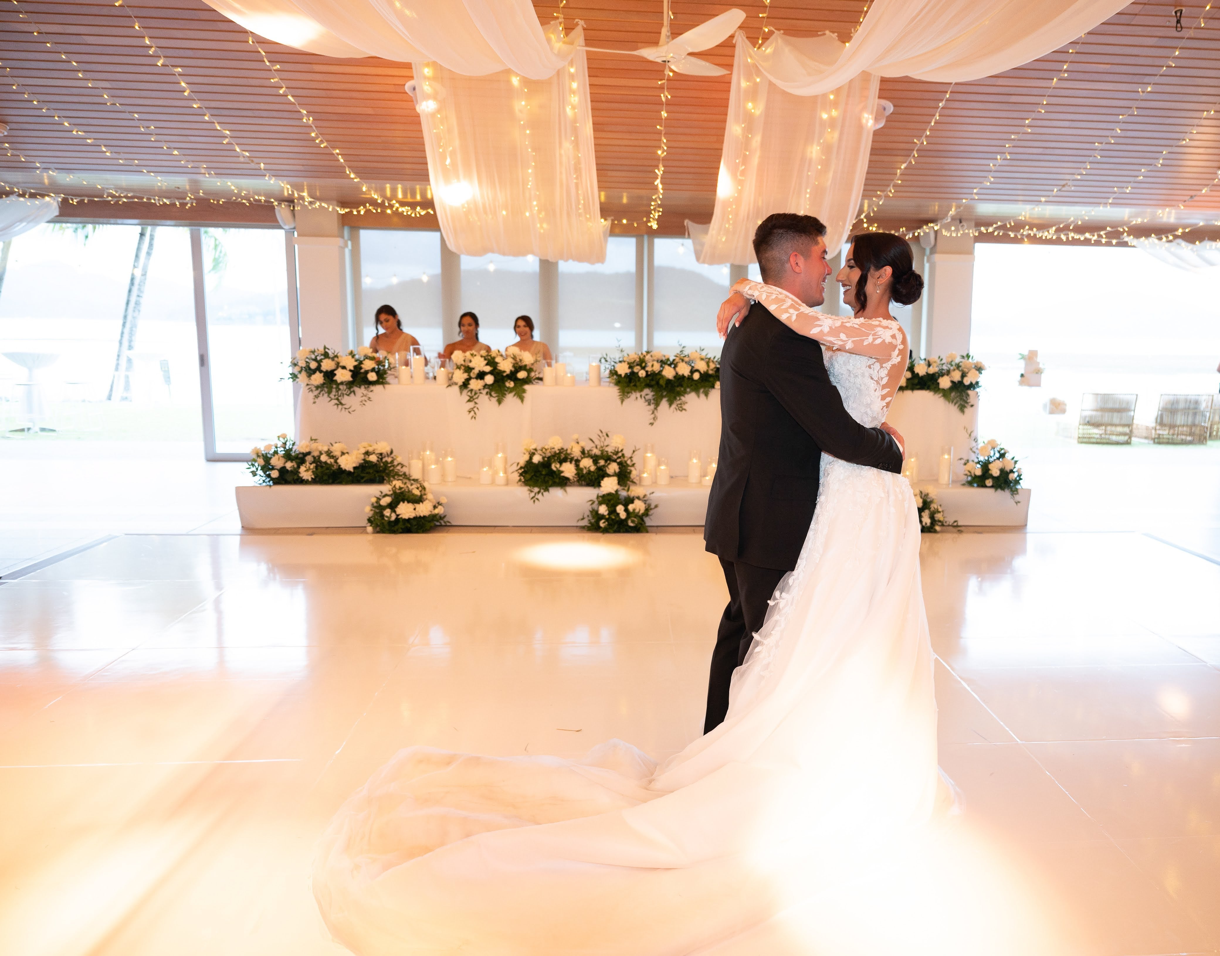 Beach Pavilion 500m Fairy Light & Chiffon Package