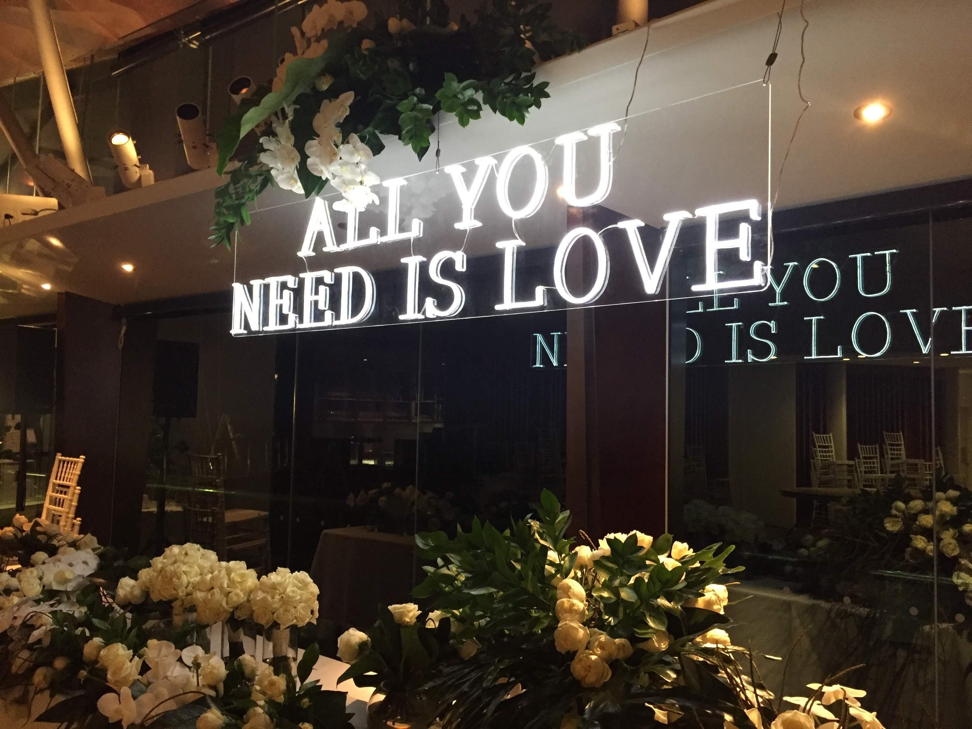 Neon 'All You Need Is Love'