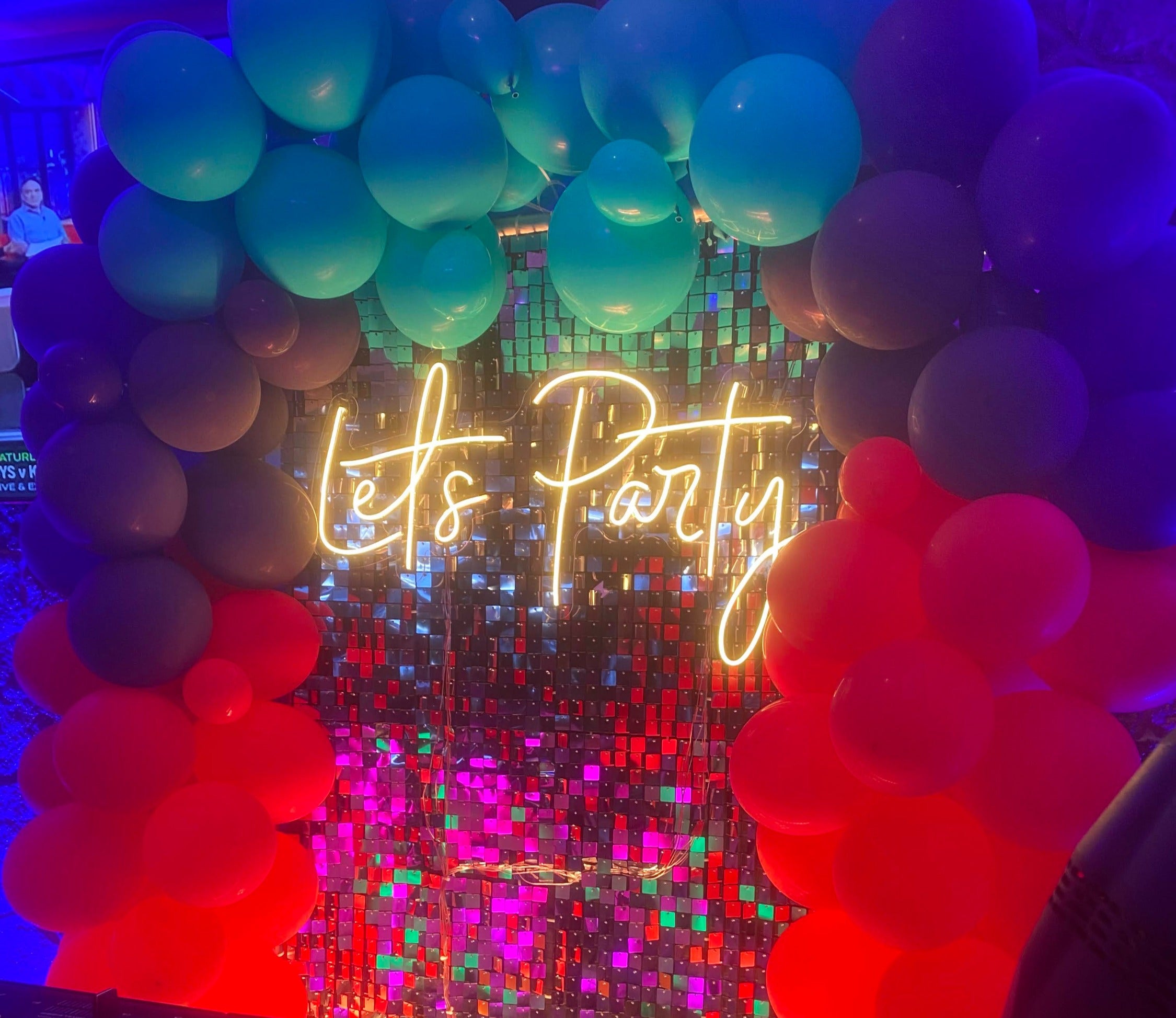 Neon 'Let's Party'