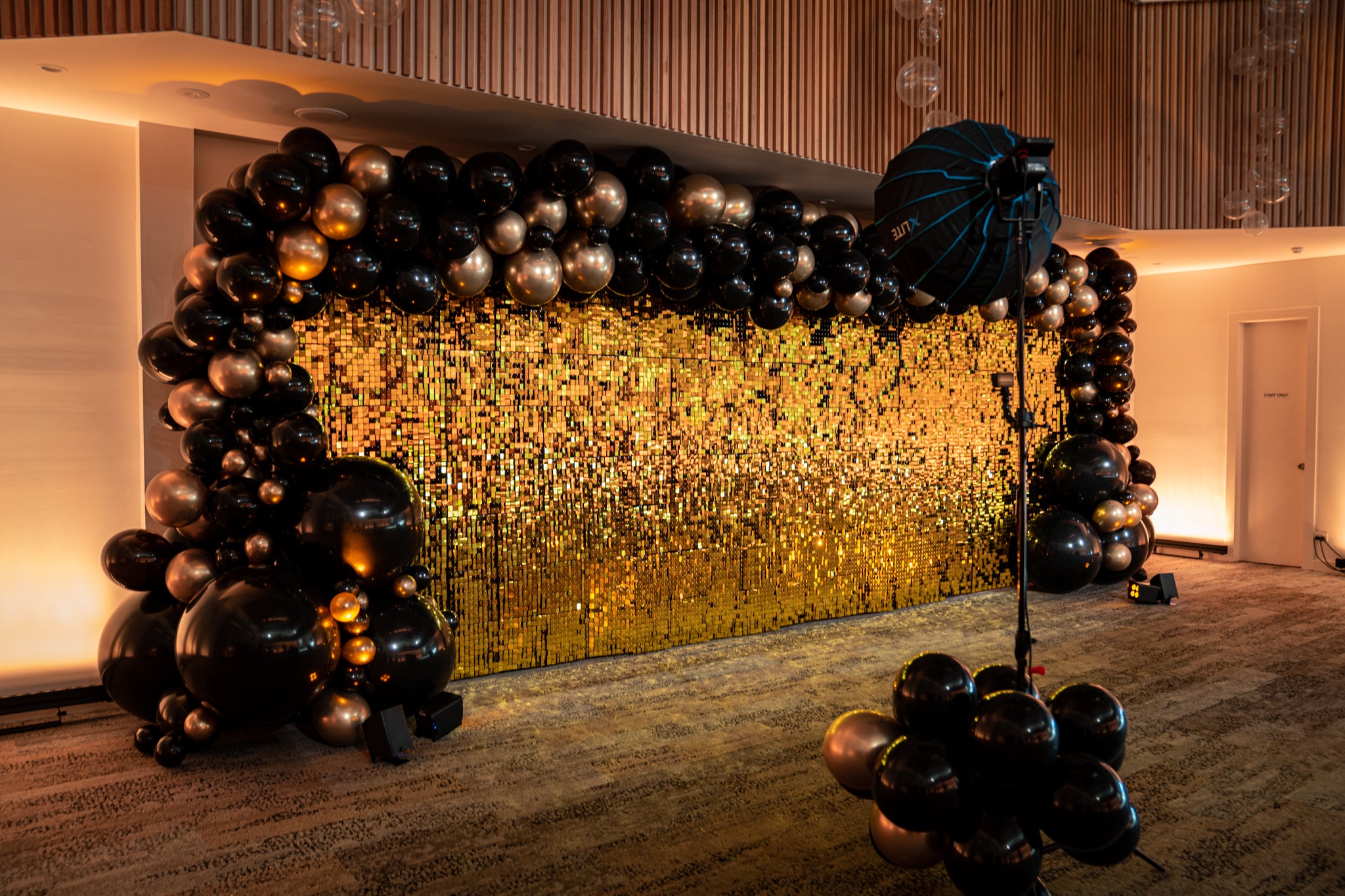 Shimmer Wall