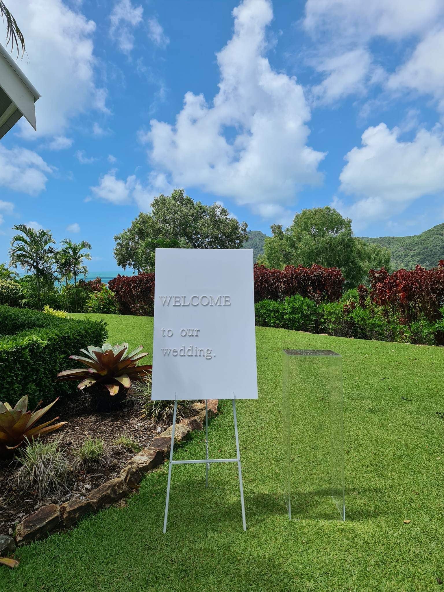 White/White "Welcome to our Wedding" Sign